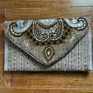 Lulu’s Gold Clutch